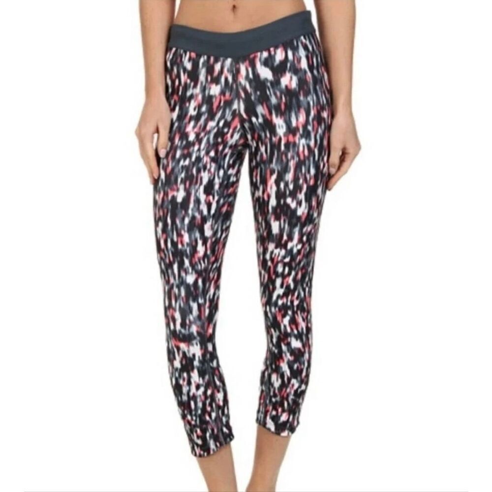 Nike Dri Fit Medium Relay Crop Leggings black pink abstract active wear athletic